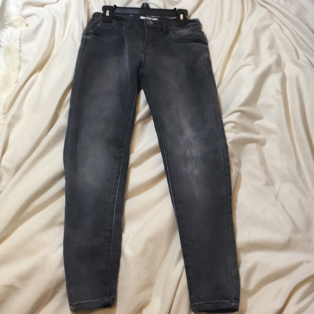 Dark grey jeans, stretchy, well fitted